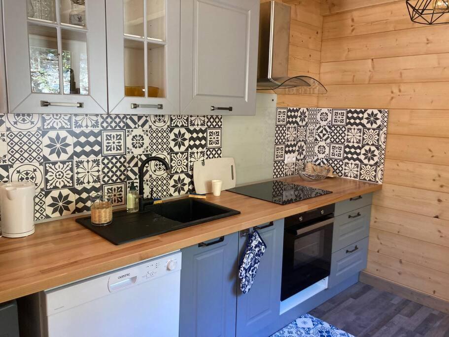 Forest Jura Lodge - Chalet Des Sapins Alieze ภายนอก รูปภาพ
